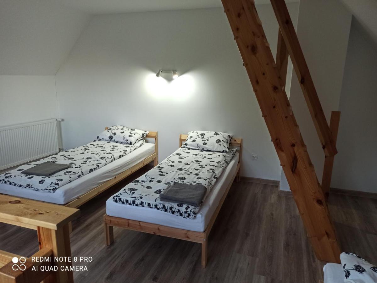 Ferienwohnung Apartameny Wiktoria I Nikola W Karwiku Pisz Exterior foto